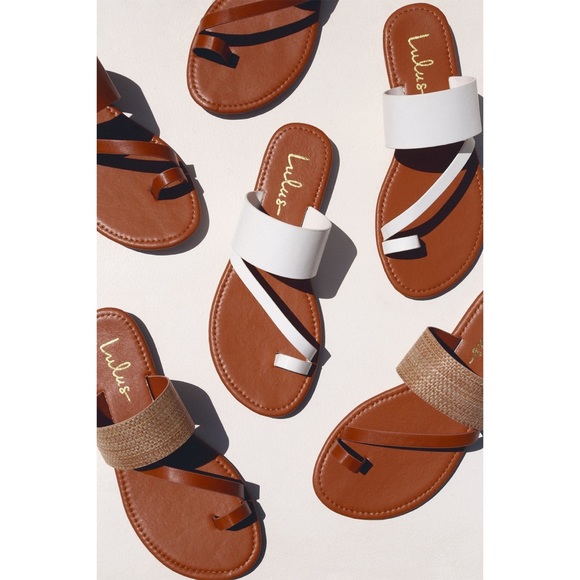 NWT Lulu’s Avena White Flat Sandals - Picture 2 of 9